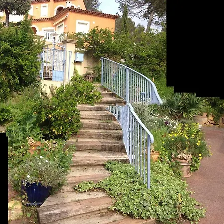Le Coin De Jardin