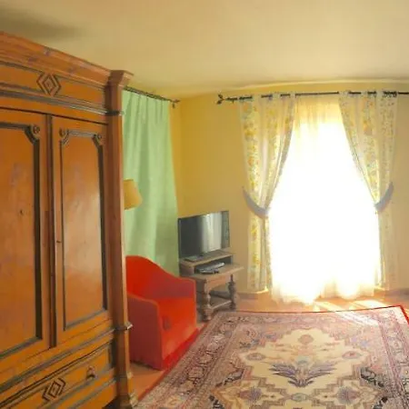Le Coin De Jardin Apartment *